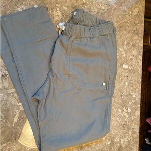 Roxy linen size M adjustable length olive green